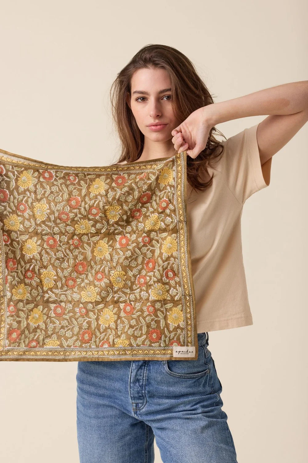 Petit foulard ‘Manika’ Coeur Tapenade Mimosa | APACHES COLLECTIONS
