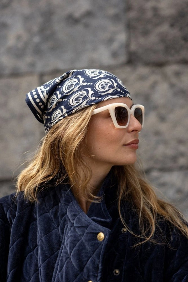 Petit foulard Manika 'Wonderful' Navy | APACHES COLLECTIONS