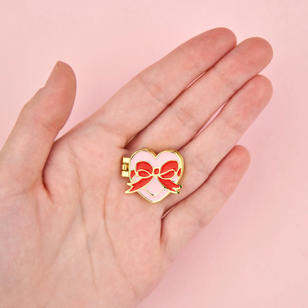 Pin's Boite de chocolats | COUCOU SUZETTE