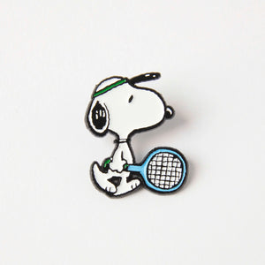 Pin's Snoopy 'Sport' Tennis | PEANUTS X MAGPIE