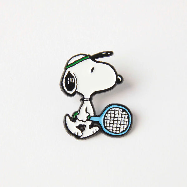 Pin's Snoopy 'Sport' Tennis | PEANUTS X MAGPIE