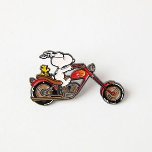 Pin's Snoopy 'Vibe' Biker | PEANUTS X MAGPIE