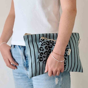 Pochette ‘Lili’ Rayures Tennis Blue sky | ROSE IN APRIL