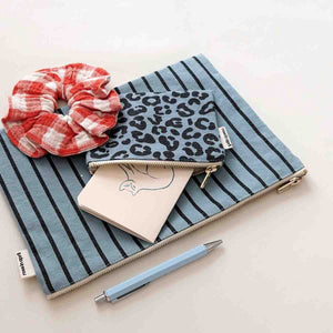 Pochette ‘Lili’ Rayures Tennis Blue sky | ROSE IN APRIL