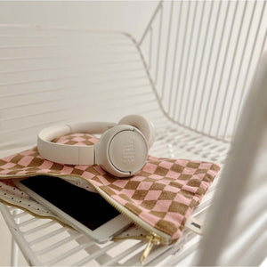 Pochette 'Lili' Damier Strawberry | ROSE IN APRIL