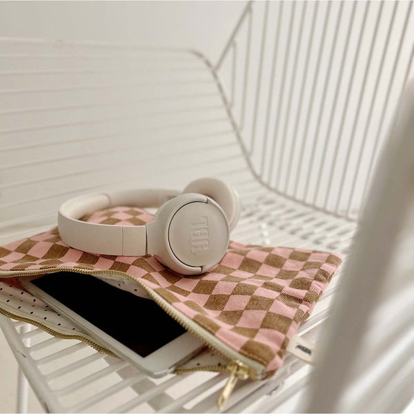 Pochette 'Lili' Damier Strawberry | ROSE IN APRIL
