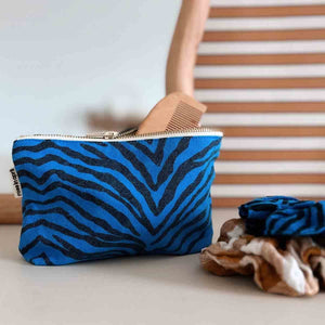 Pochette 'Sofia' Zebrou Bleu grec | ROSE IN APRIL