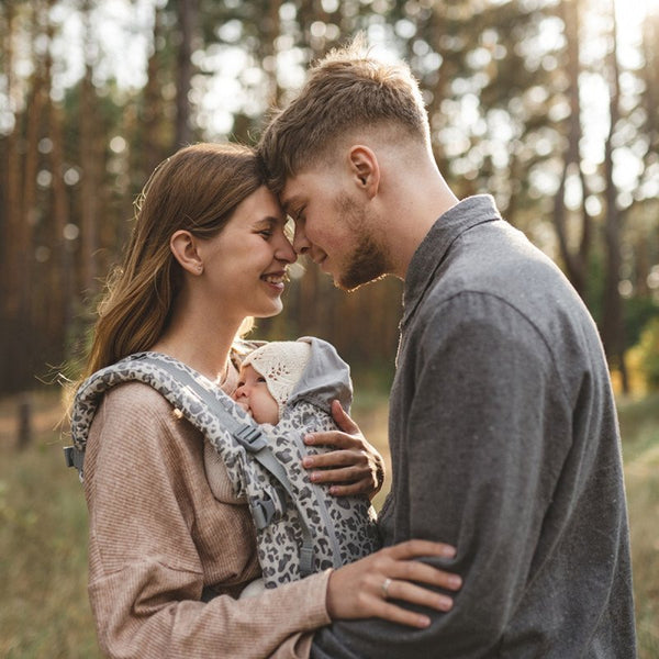 Porte-bébé 'ONE' Leo | LOVE AND CARRY