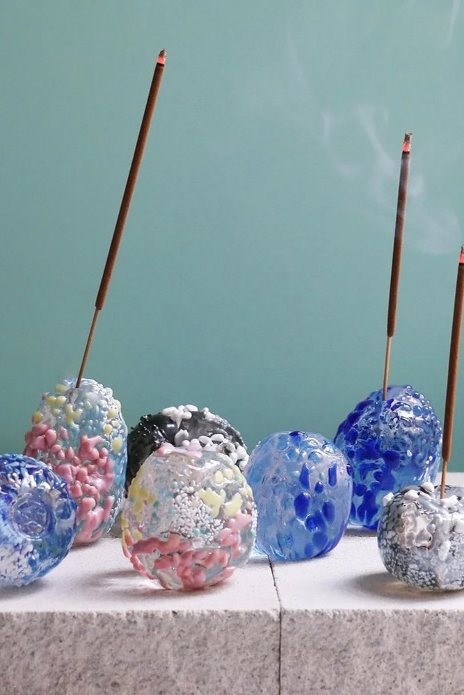 Porte-encens 'Pebble' en verre | STUDIO ARHOJ
