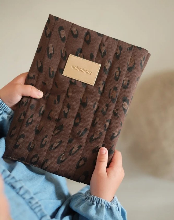 Protège-carnet de santé 'Hyde Park' A5 Leonie Brown | NOBODINOZ