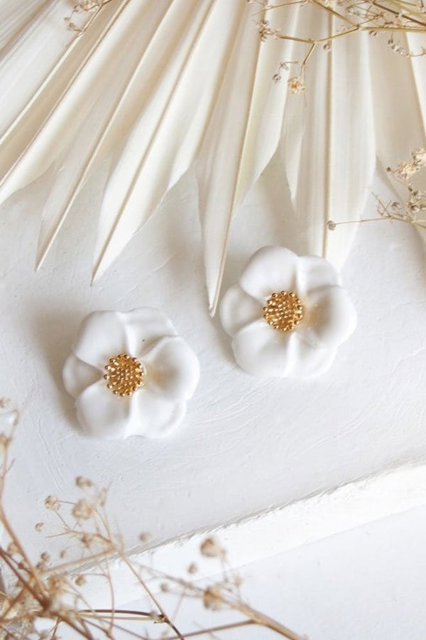 Puces d'oreilles Fleur blanche | NACH BIJOUX