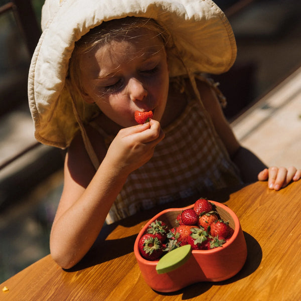 Set vaisselle enfant bol et cuillère 'Pepa' la pomme | OLI & CAROL
