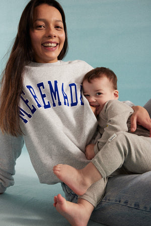 Sweatshirt d'allaitement 'Mère-made' gris | TAJINEBANANE