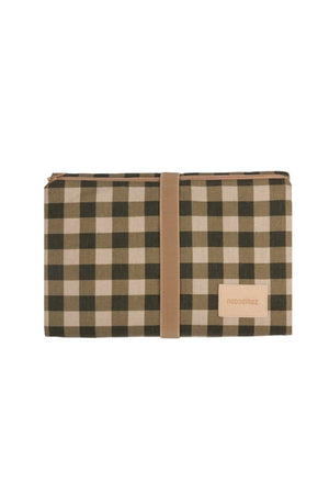 Tapis à langer 'Hyde Park' imperméable Green Checks | NOBODINOZ