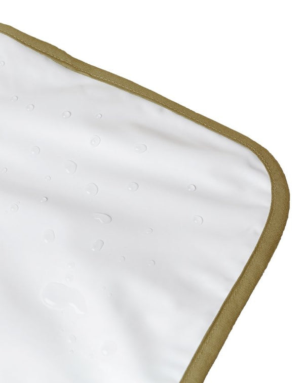 Tapis à langer Mozart 'Opera' Olive Green | NOBODINOZ