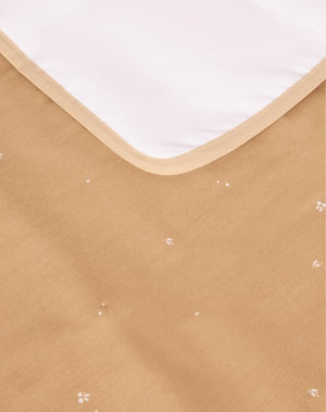 Tapis à langer 'Stories' Blush Little Cherries | NOBODINOZ
