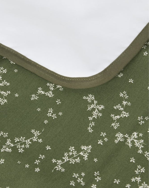 Tapis à langer 'Stories' Green Jasmine | NOBODINOZ