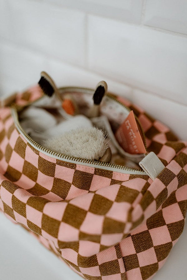 Trousse de toilette 'Vic' Damier Strawberry | ROSE IN APRIL