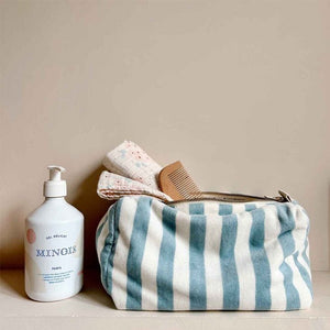 Trousse de Toilette 'Vic' Rayures Blue Cloud | ROSE IN APRIL