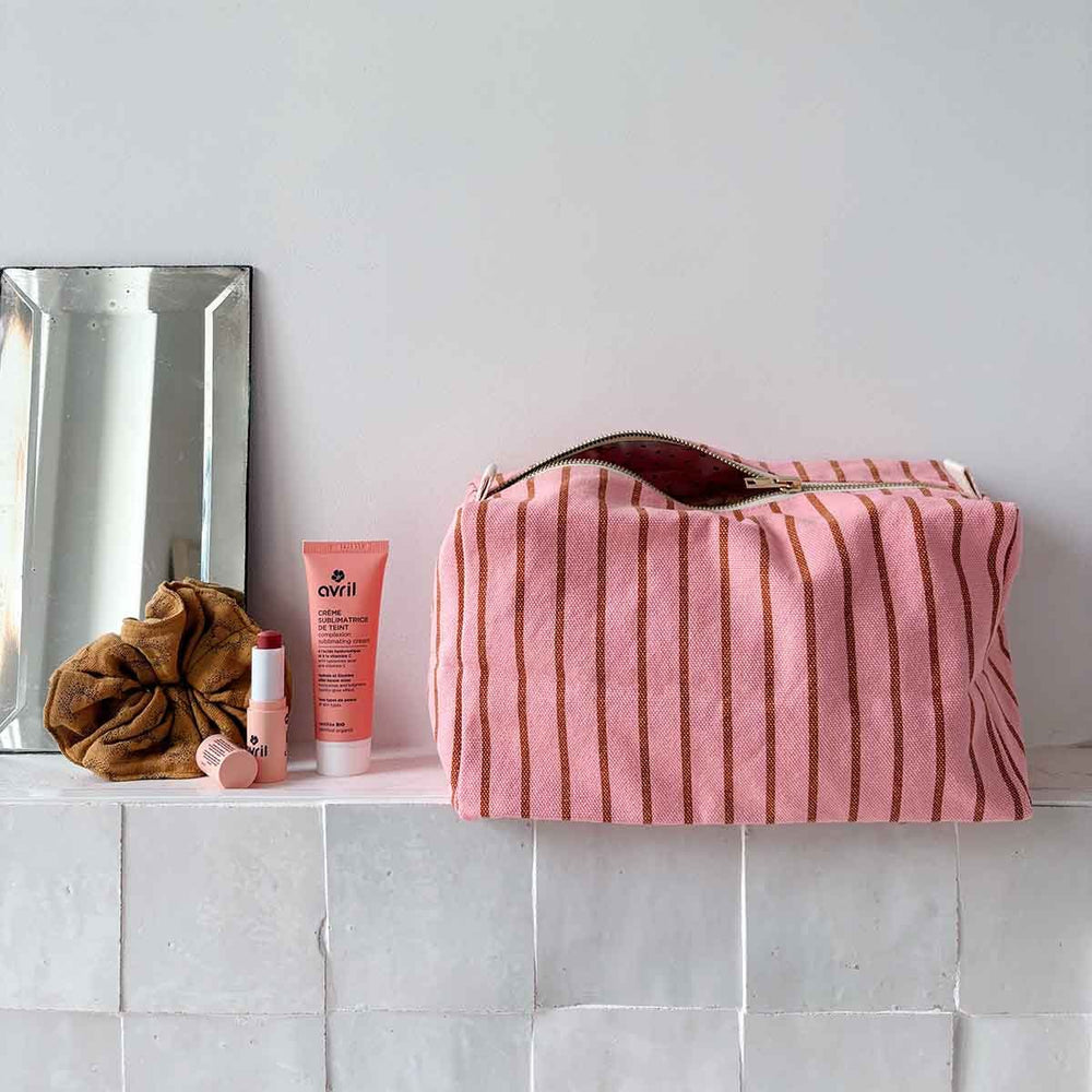 Trousse de toilette ‘Vic’ Rayures Tennis Pecan / Strawberry | ROSE IN APRIL