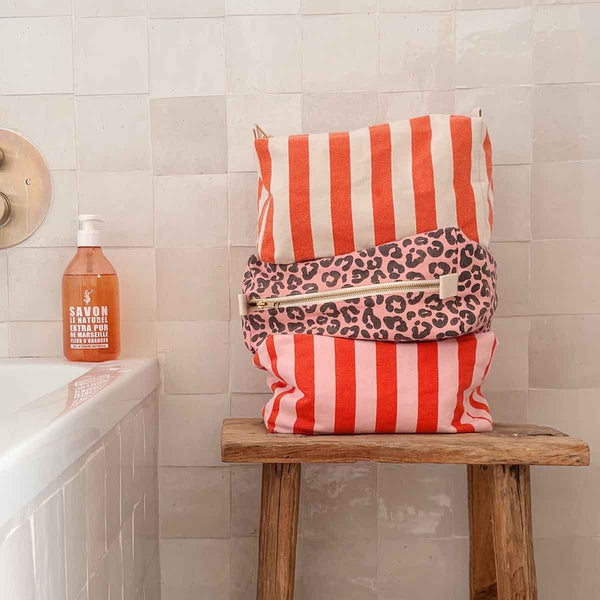 Trousse de toilette ‘Vic’ Rayures Greige / Tomato | ROSE IN APRIL