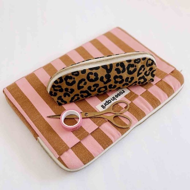 Trousse 'Gaston' Graou Caramel | ROSE IN APRIL