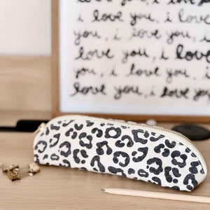 Trousse 'Gaston' Graou Greige | ROSE IN APRIL