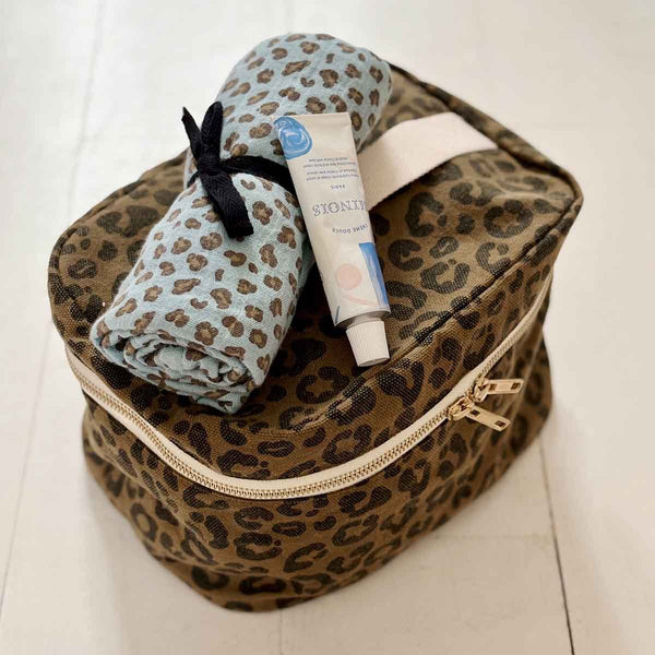 Vanity 'Oona' Graou Olive | ROSE IN APRIL