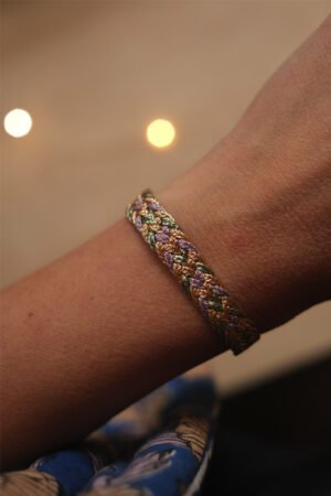 Bracelet simple 'Double-U' Peach Pink Almond | MAAŸAZ