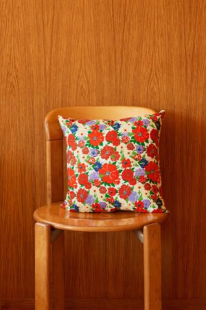 Coussin 'Spring Flower' | LUCAS DU TERTRE