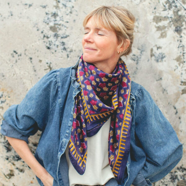 Foulard en soie Latika 'Poppy' Nuit