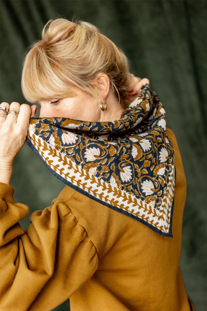 Petit foulard Manika 'Éventail' Orage | APACHES COLLECTIONS