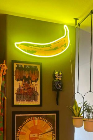 Néon 'Banane' by Andy Warhol | YELLOWPOP