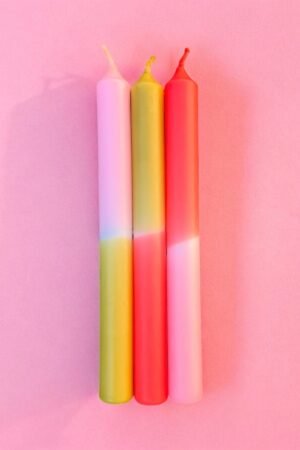 Bougies Dip Dye Néon 'Sosie à la Groseille' | PINK STORIES