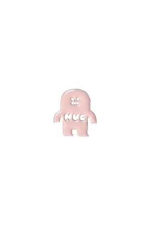Pin's 'Hug' | SUZY ULTMAN X TITLEE