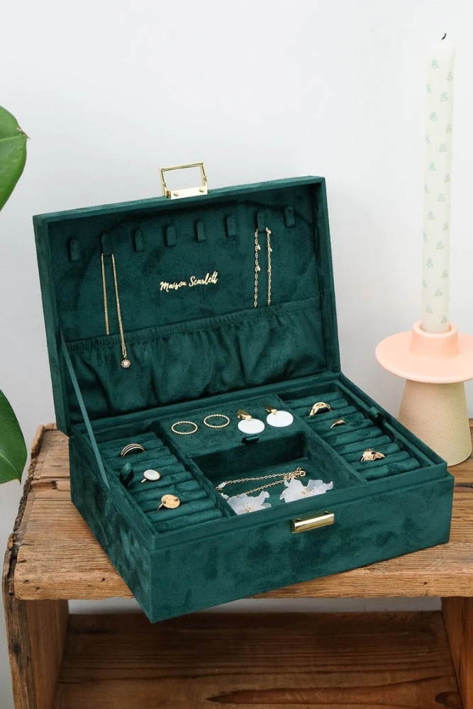 Boîte à bijoux 'Louise' en velours Vert | MAISON SCARLETT