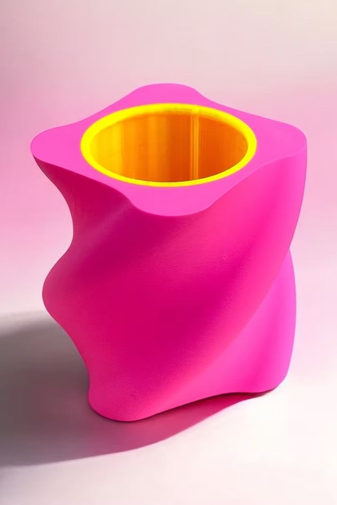 Vase 'Sway' Neon Pink | PINK STORIES