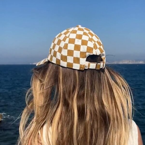 Casquette 'Damier' Caramel 2025 | ROSE IN APRIL X 23 DEGRÉS
