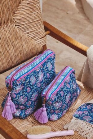 Pochette 'Teiki' Blue Capri Cove | LOUISE MISHA